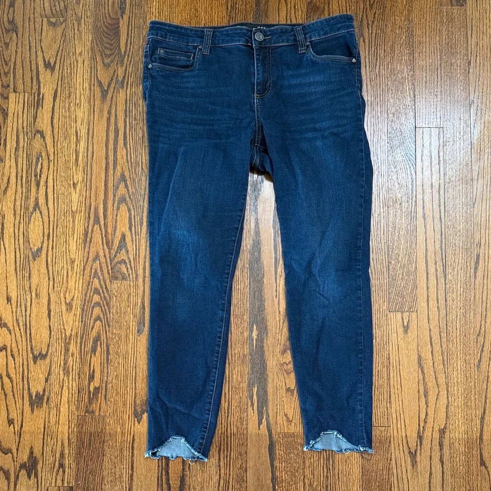 B36 Kut from the Kloth Women’s 12 Indigo Ankle Skinny Jeans with Distressed Hem - Picture 1 of 5